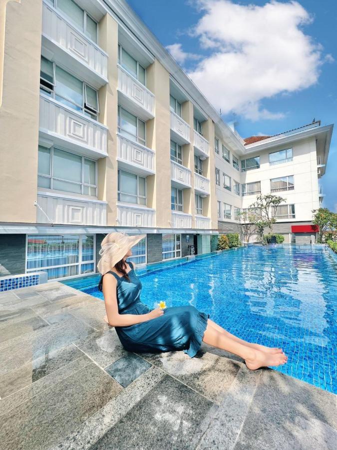 Hotel Grand Zuri Malioboro Yogyakarta Esterno foto