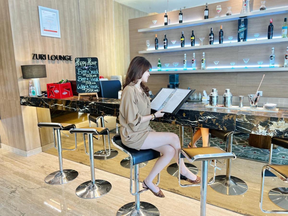 Hotel Grand Zuri Malioboro Yogyakarta Esterno foto